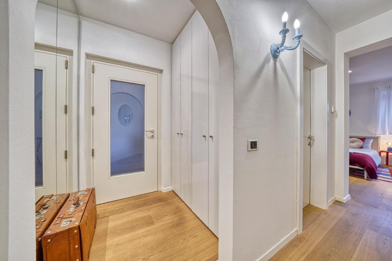 Centrally Located Apartment With Parking Space 卡尔达罗 外观 照片